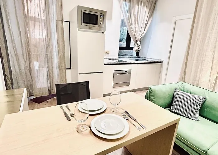 Luxury Nest Ponte Milvio Apartment *