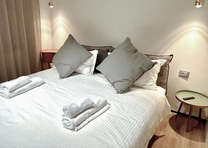 Luxury Nest Ponte Milvio * Rom